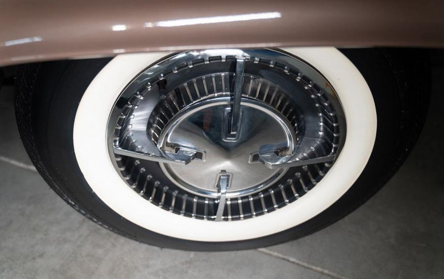 Колеса Dodge Polara Station Wagon 1960 года  (фото 43 из 53)